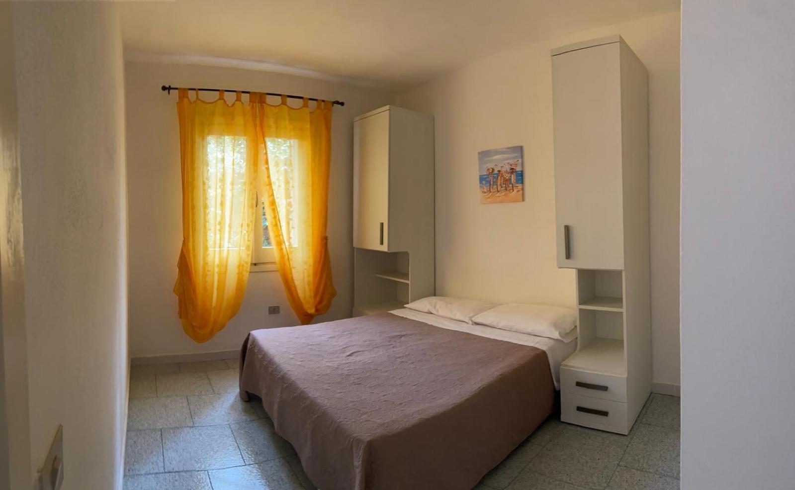 Borgo Del Tennis - Sa Ventana 2 Badesi Buitenkant foto